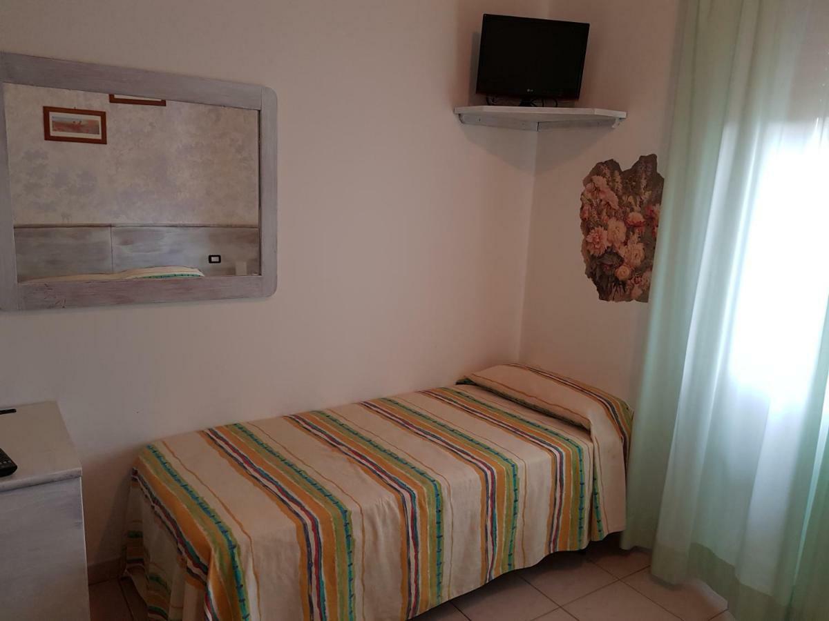 Hotel Villa Cristina ISOLA D'ELBA 外观 照片